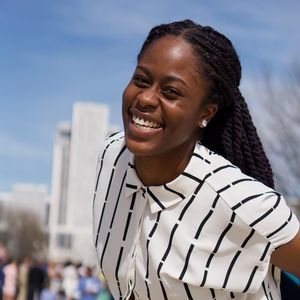 Meet your Posher, Diedra